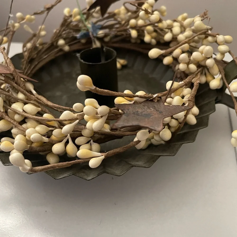 Primitive Farmhouse Candle Centerpiece